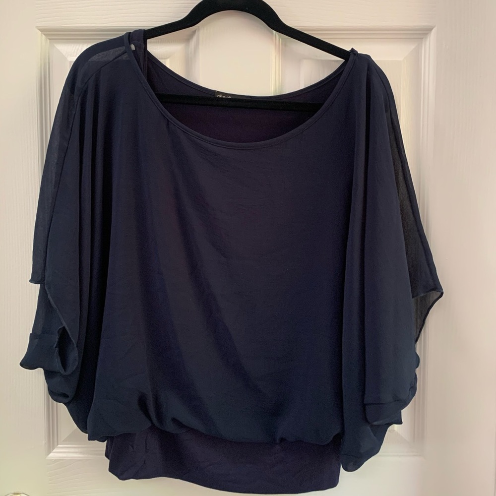 NWOT Cha Cha Vente flowy wing sleeved blouse.